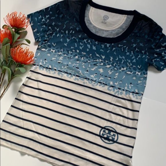 Tory Burch t shirt size S with small defects - Picture 2 of 6